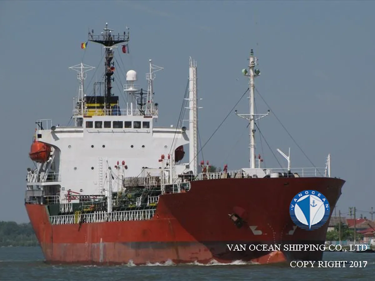 Kapal tanker minyak/bahan kimia kanggo didol
