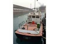 Kapal kerja kanggo didol