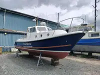 Kapal kerja kanggo didol