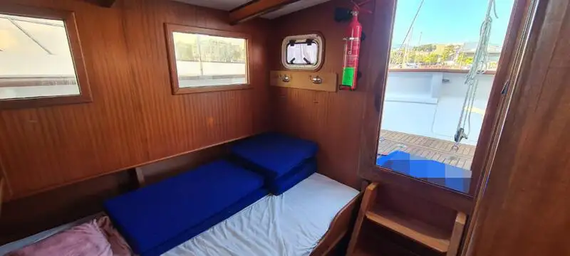 Kapal tanker minyak/bahan kimia kanggo didol