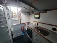Kapal kerja kanggo didol