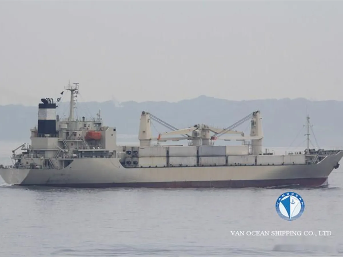 Kapal reefer kanggo didol