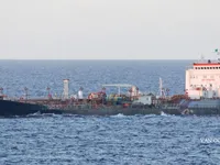 Kapal tanker minyak/bahan kimia kanggo didol