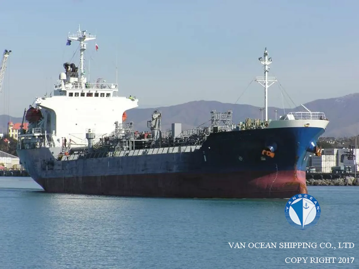 Kapal tanker minyak/bahan kimia kanggo didol