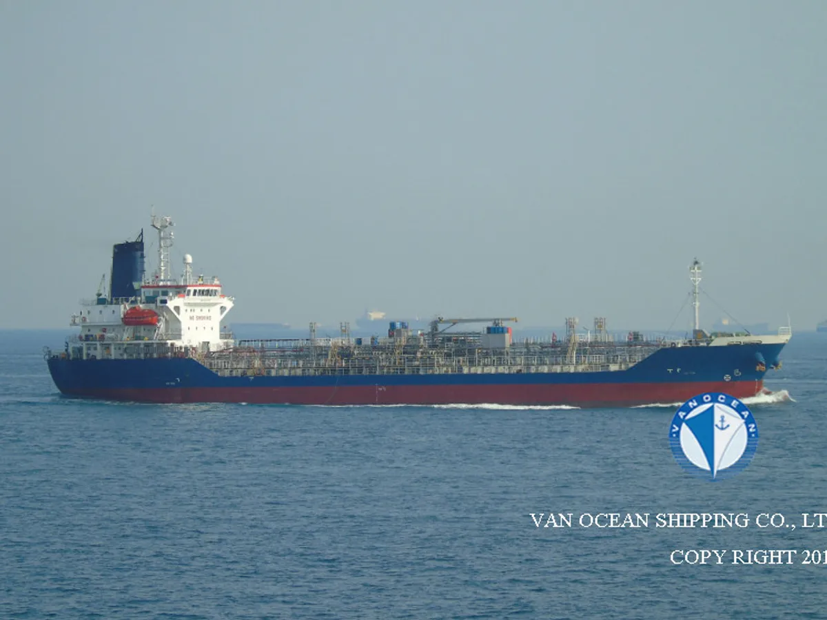 Kapal tanker minyak/bahan kimia kanggo didol