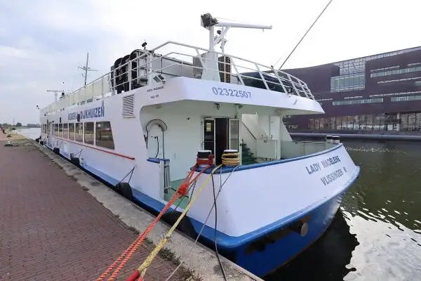 Kapal penumpang kanggo didol