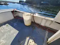 Kapal pangolahan iwak kanggo didol