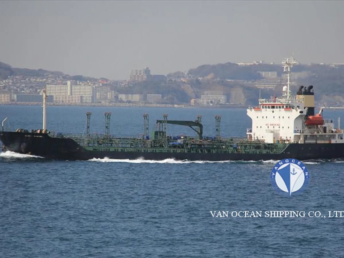Kapal tanker minyak/bahan kimia kanggo didol