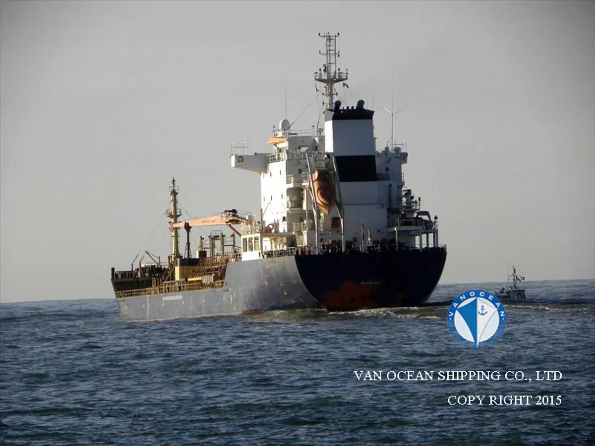 Kapal tanker minyak/bahan kimia kanggo didol