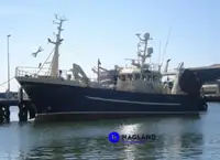 Kapal kanggo ngolah lan ngangkut iwak kanggo didol