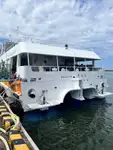 Katamaran kanggo didol