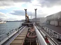 Kapal tanker minyak/bahan kimia kanggo didol