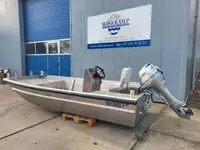 Kapal kerja kanggo didol