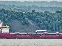 Kapal tanker minyak/bahan kimia kanggo didol