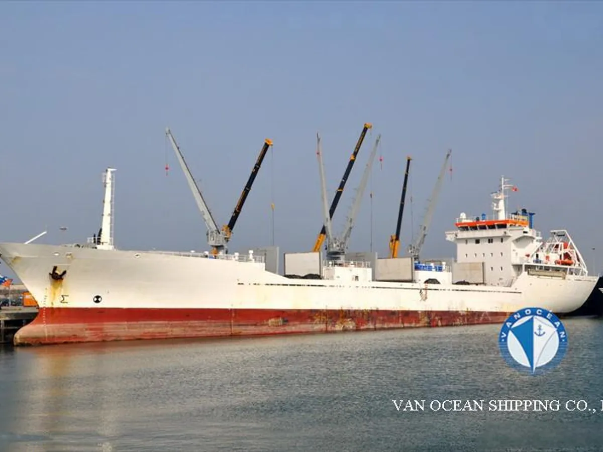 Kapal reefer kanggo didol