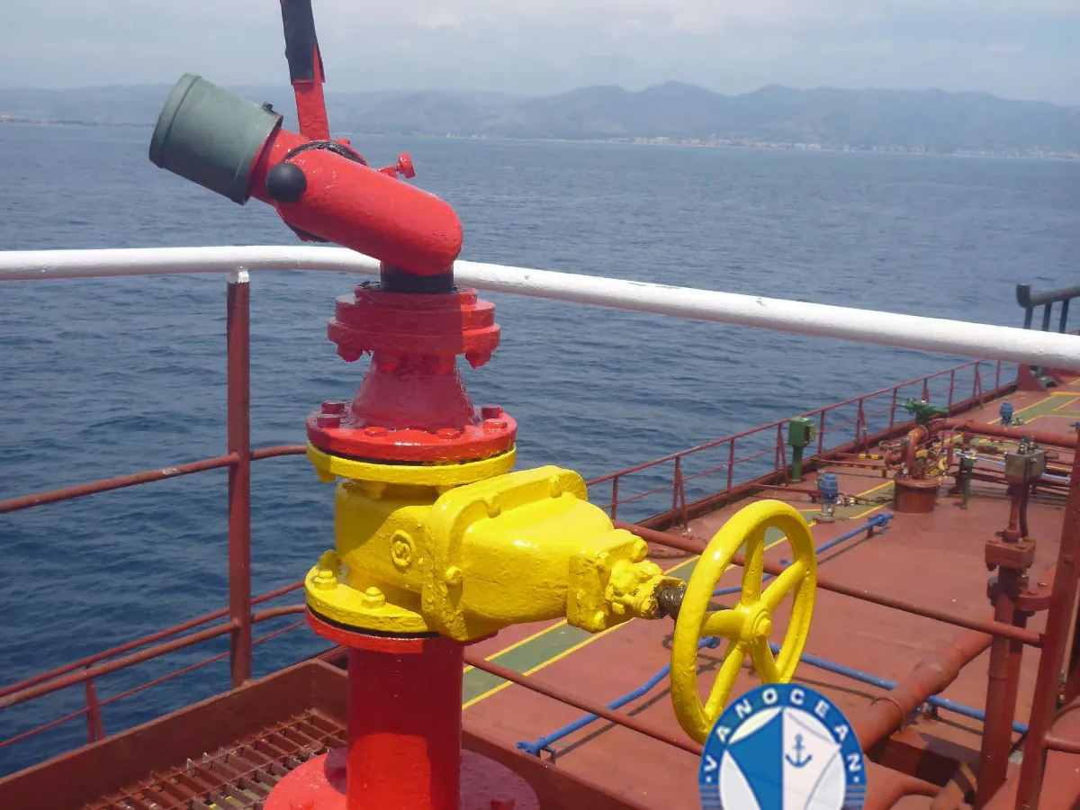 Kapal tanker minyak/bahan kimia kanggo didol