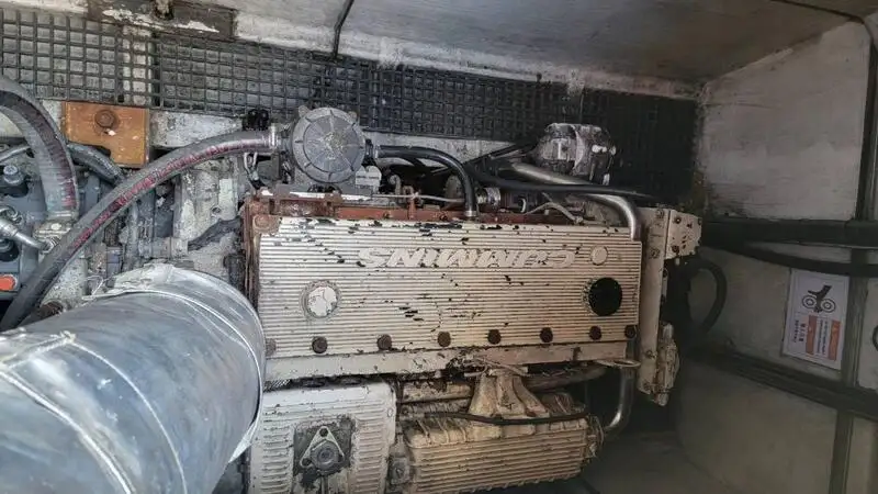 Kapal kontainer kanggo didol