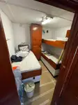 Kapal kontainer kanggo didol