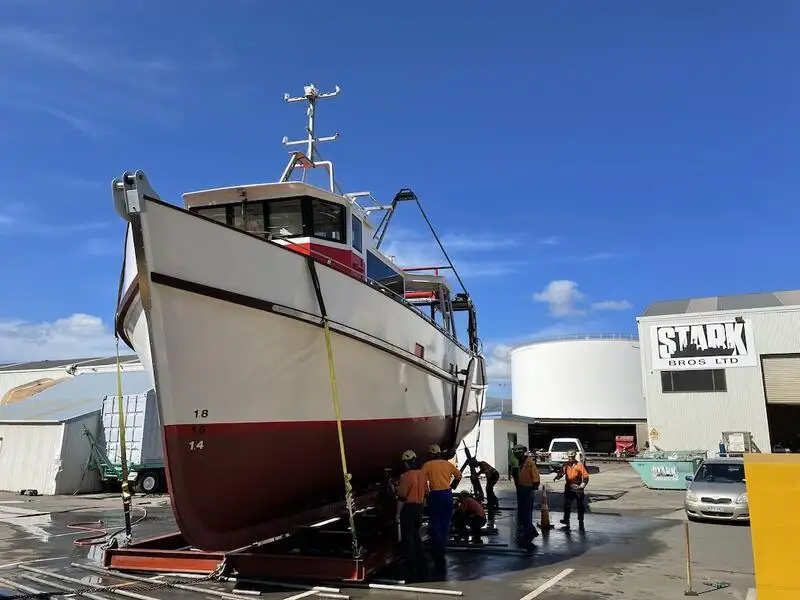 Kapal trawler kanggo didol