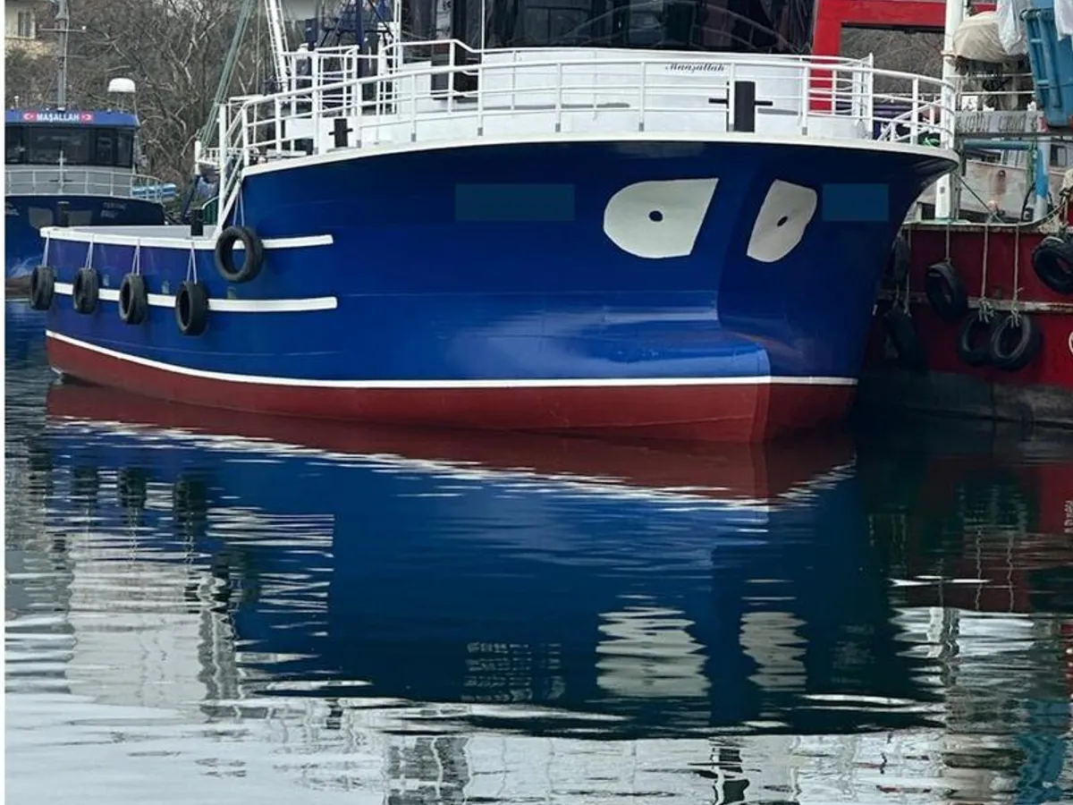Kapal kerja kanggo didol