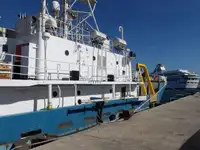Kapal riset kanggo didol