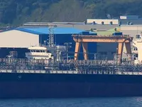 Kapal tanker minyak/bahan kimia kanggo didol