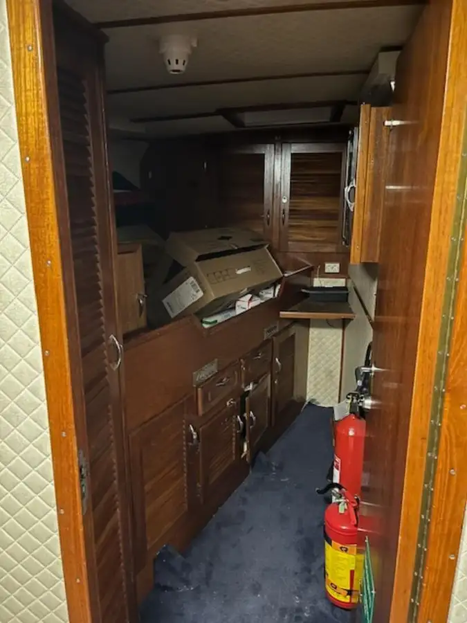 Kapal patroli kanggo didol