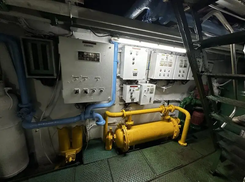Kapal trawler kanggo didol
