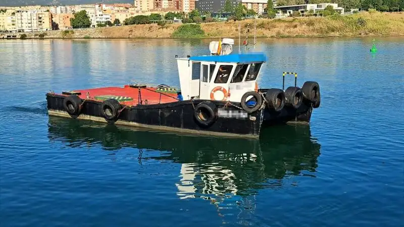Kapal kerja kanggo didol
