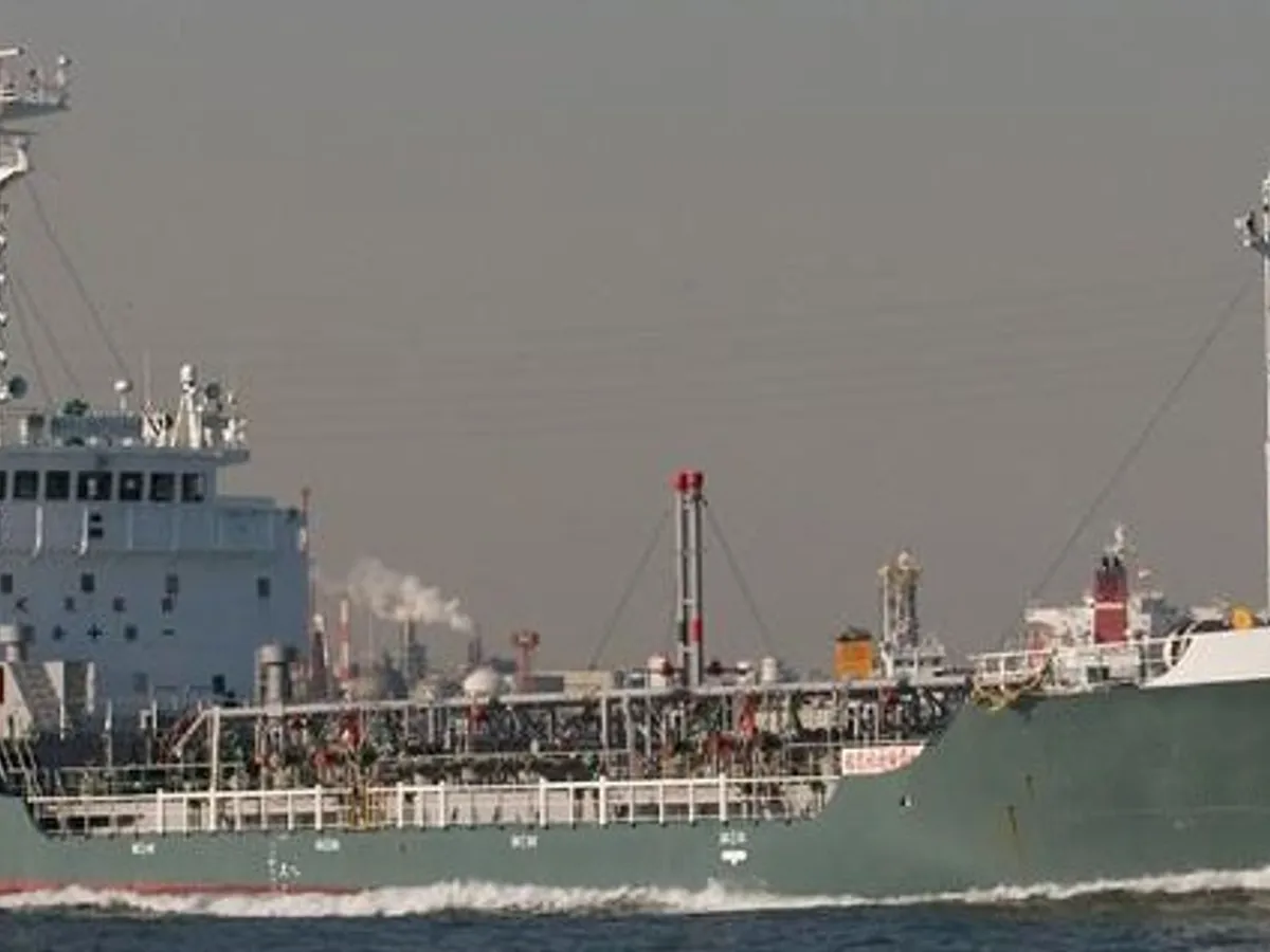 Kapal tanker minyak/bahan kimia kanggo didol