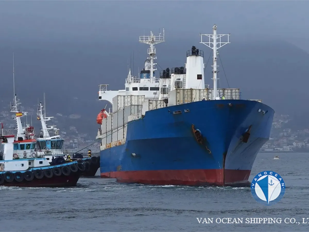 Kapal reefer kanggo didol