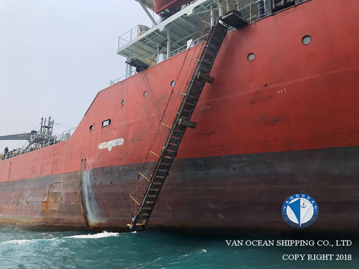 Kapal tanker minyak/bahan kimia kanggo didol