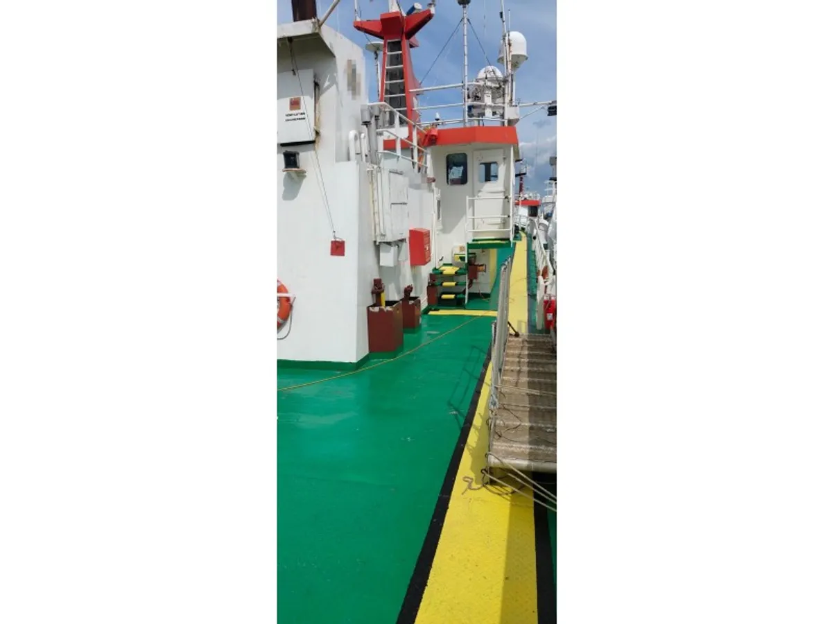 Kapal pasokan kanggo didol