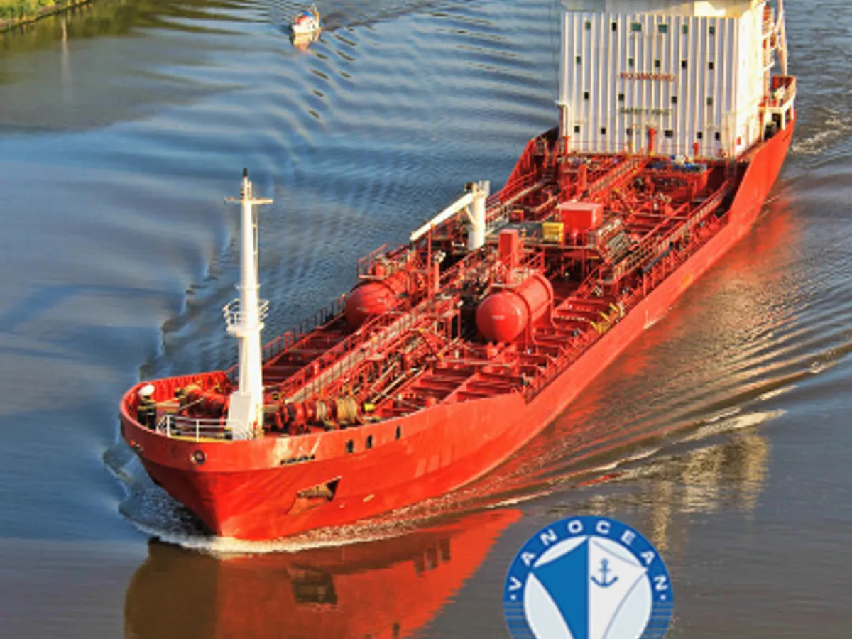 Kapal tanker minyak/bahan kimia kanggo didol