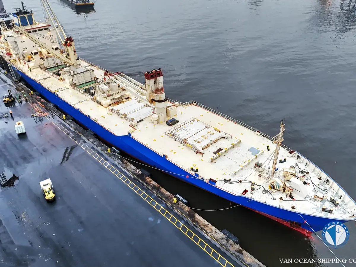 Kapal reefer kanggo didol