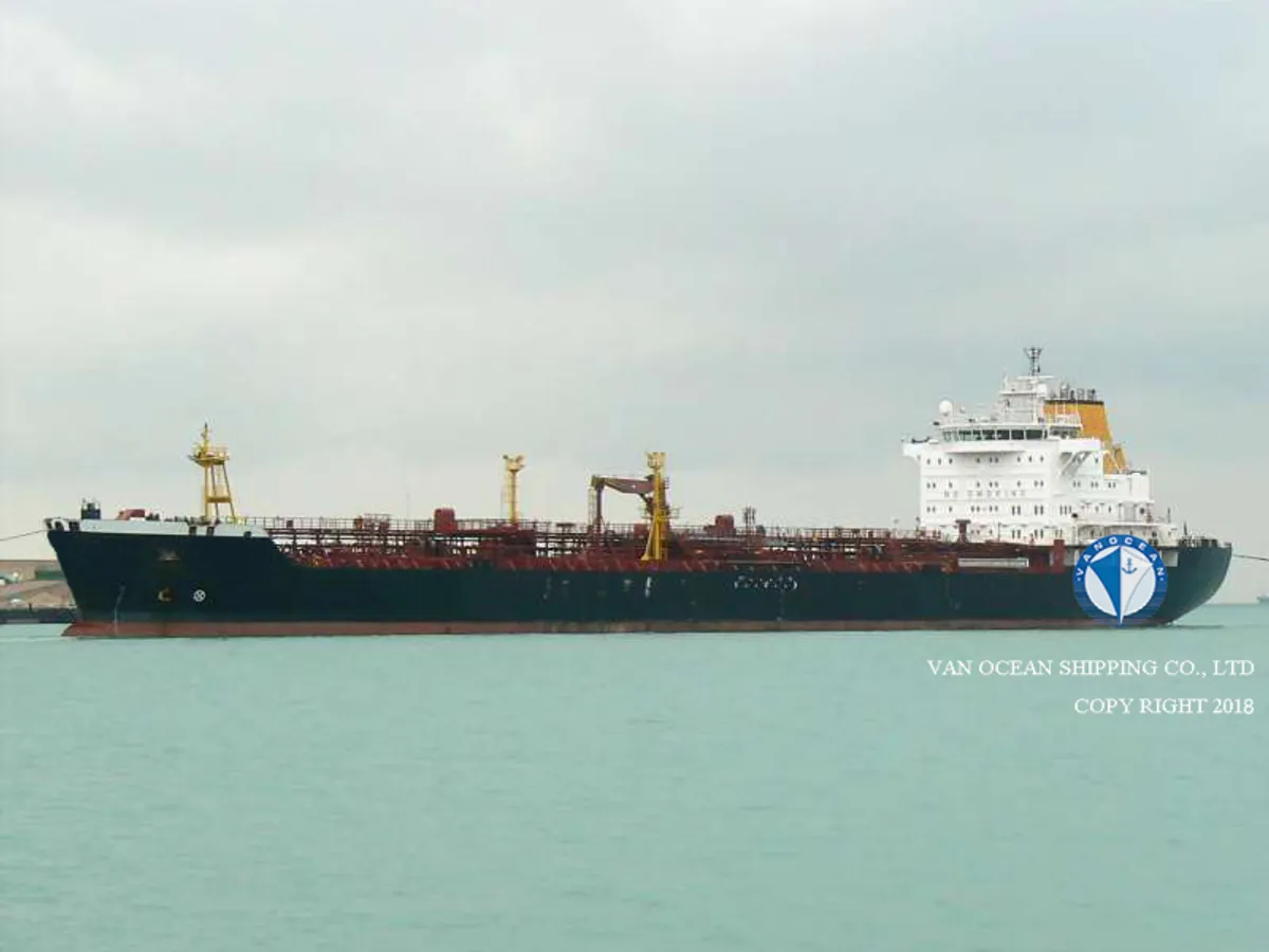 Kapal tanker minyak/bahan kimia kanggo didol