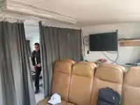 Kapal kontainer kanggo didol