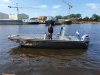 Kapal kerja kanggo didol