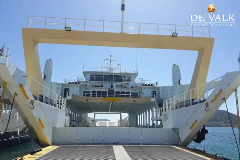Kapal feri kanggo didol