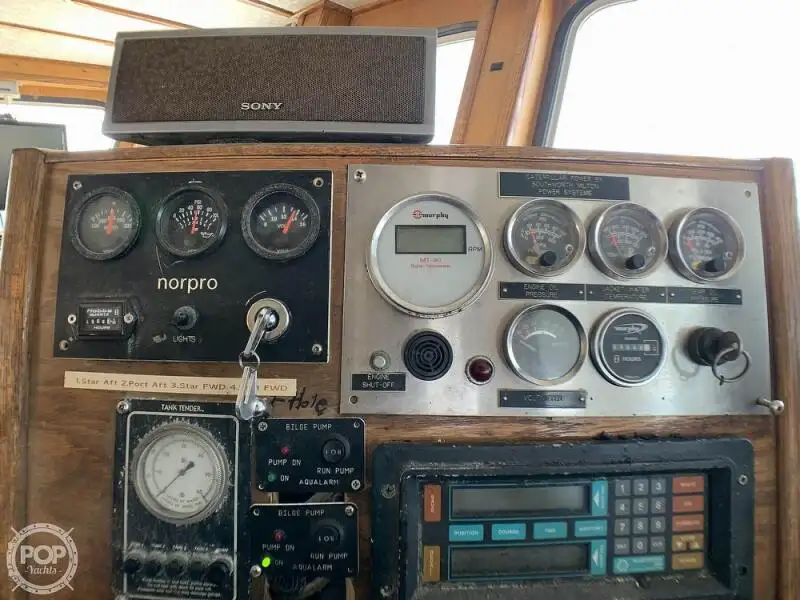 Kapal longliner kanggo didol