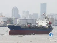 Kapal tanker minyak/bahan kimia kanggo didol