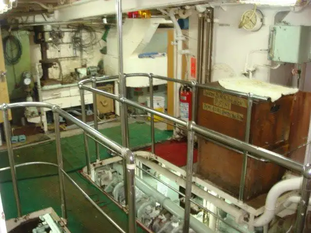 Kapal longliner kanggo didol