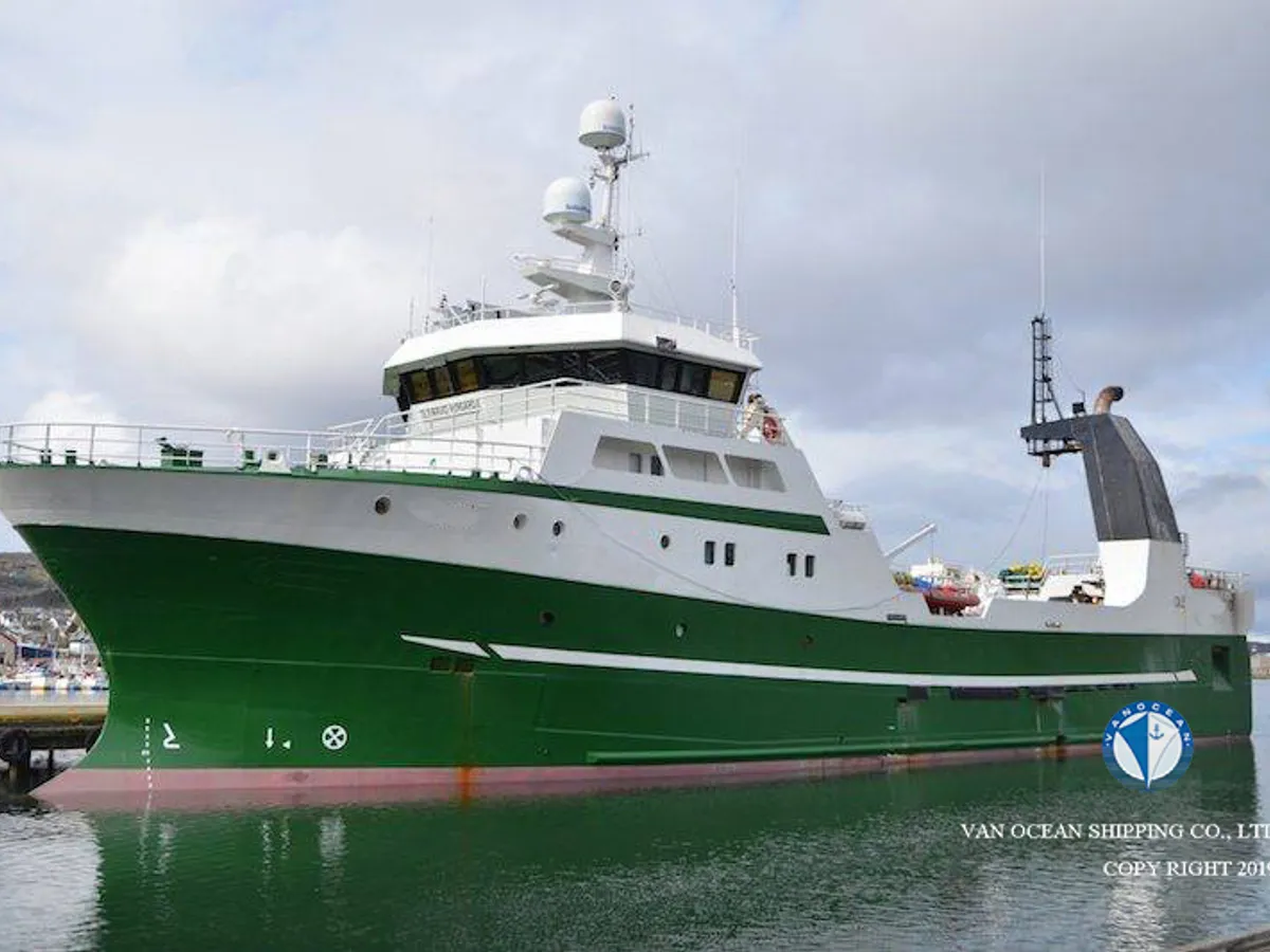 Kapal trawler kanggo didol