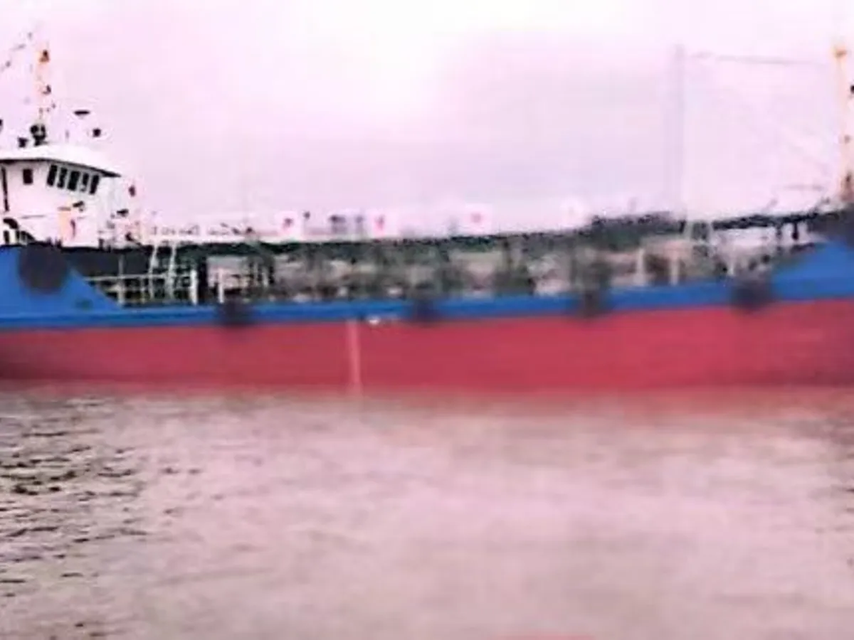 Kapal tanker minyak/bahan kimia kanggo didol