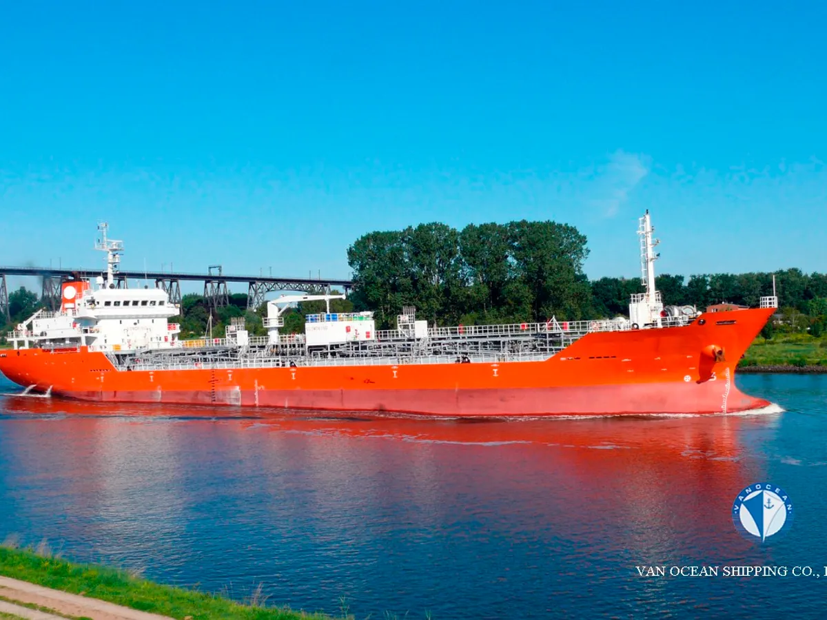 Kapal tanker minyak/bahan kimia kanggo didol
