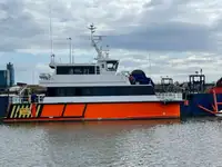 Kapal kontainer kanggo didol