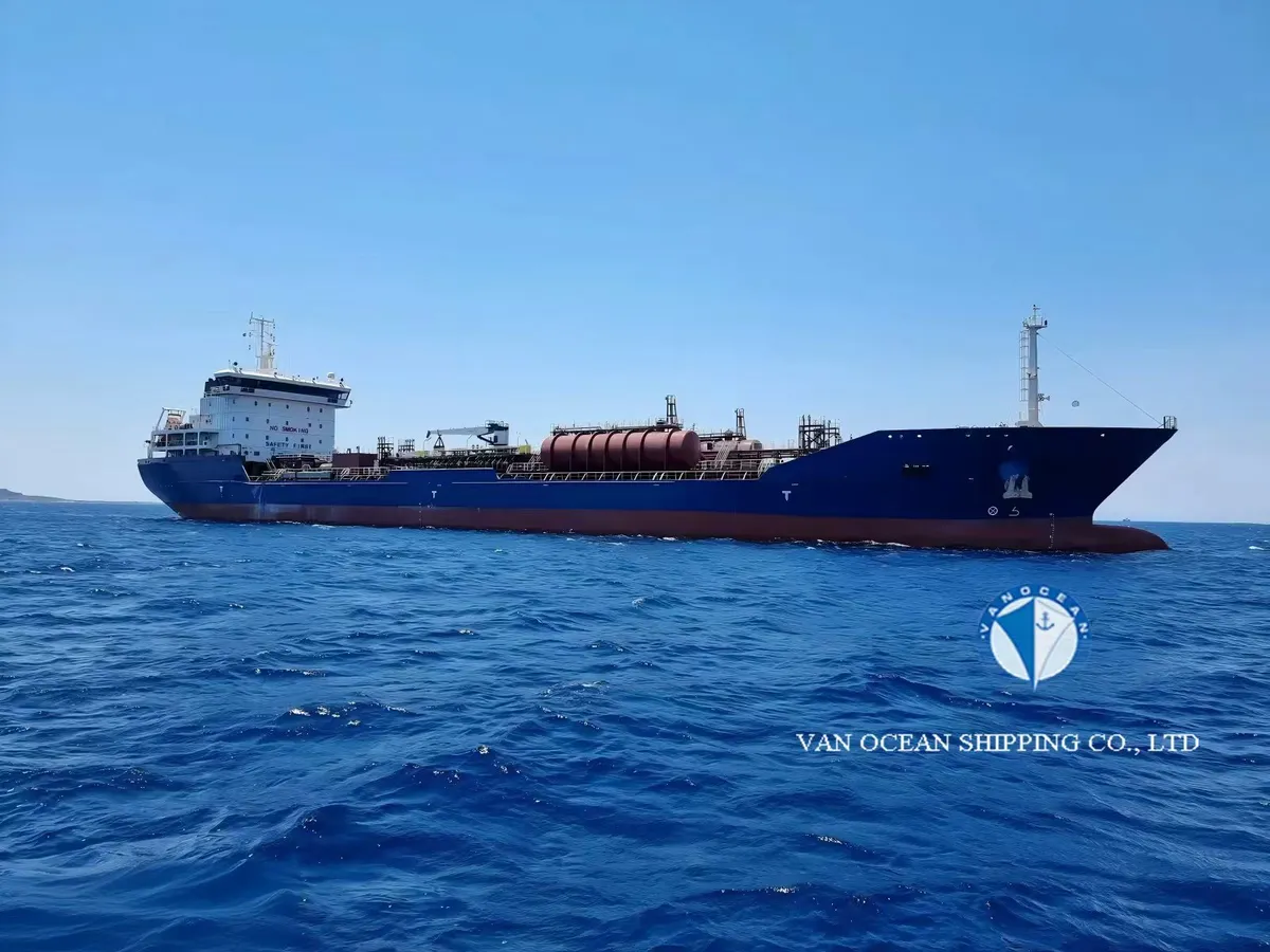 Kapal tanker minyak/bahan kimia kanggo didol