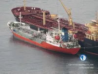 Kapal tanker minyak/bahan kimia kanggo didol