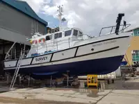 Kapal kontainer kanggo didol