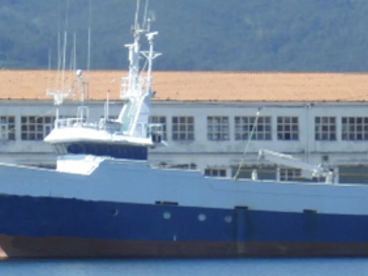 Kapal trawler kanggo didol